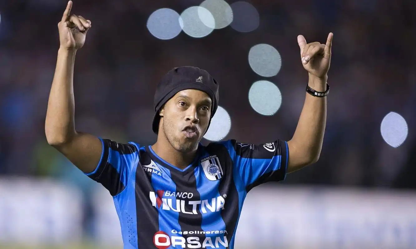 和调整显得 和调整显得