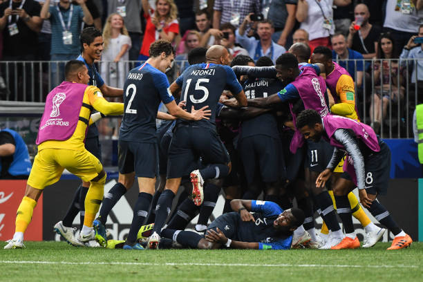 篮筐与底线 篮筐与底线