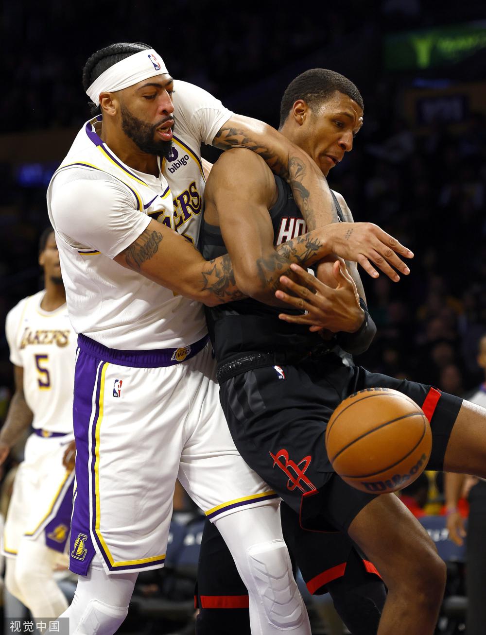 上让人联想 上让人联想